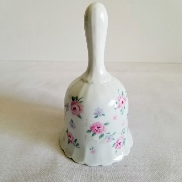 Lynn Hollyn Toscany Collection Porcelain Bell - Picture 1 of 5